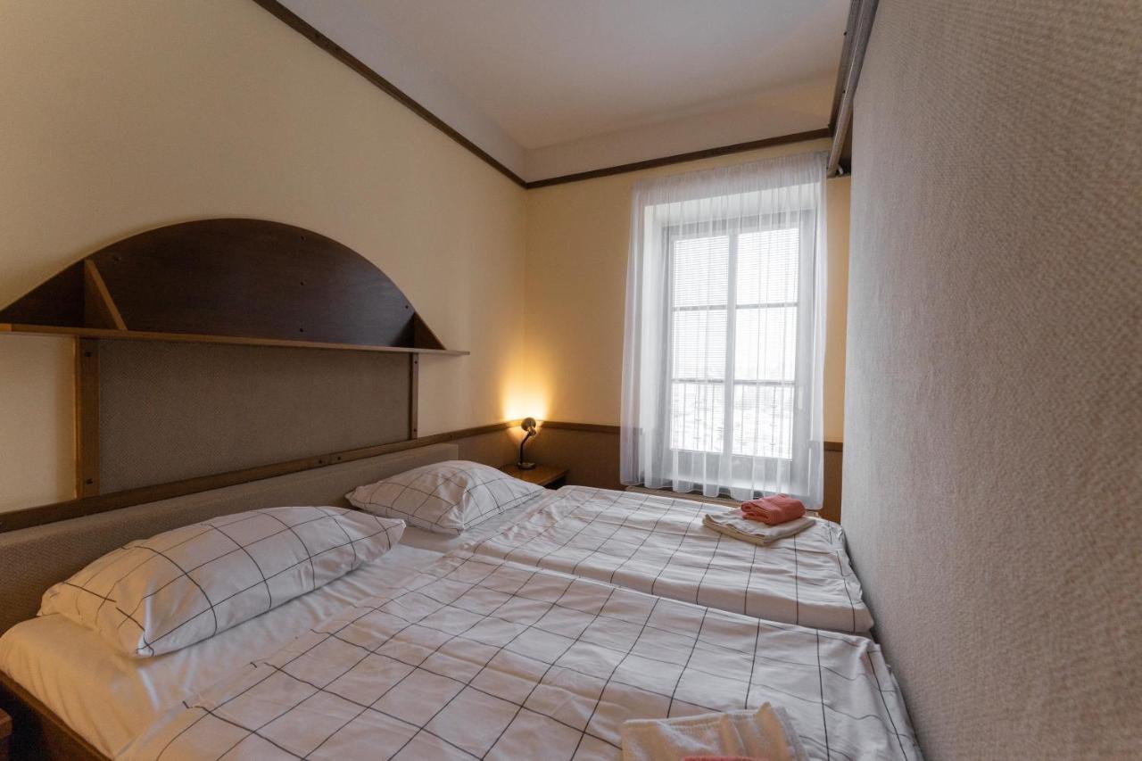 Hotel Amco Забржег Экстерьер фото