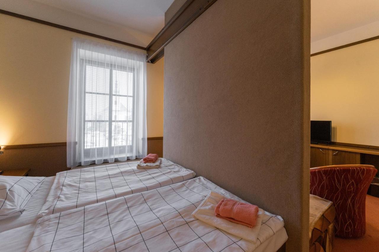Hotel Amco Забржег Экстерьер фото